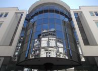 Függönyfal takaróprofilok újrafestése