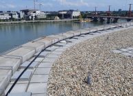 Kiépítés egyedi konzolokkal a tetőn