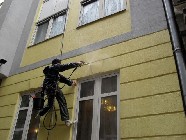 Nagynyomású mosó használata. Carlton Hotel.